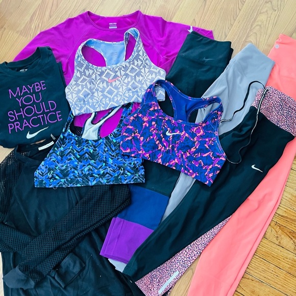 10 piece Nike athletic running bundle SMALL wholesale resellers - Picture 1 of 13